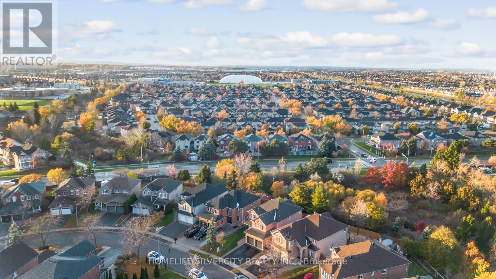 16 Coralreef Crescent, Brampton, Ontario  L6R 2H5 - Photo 2 - W12657722