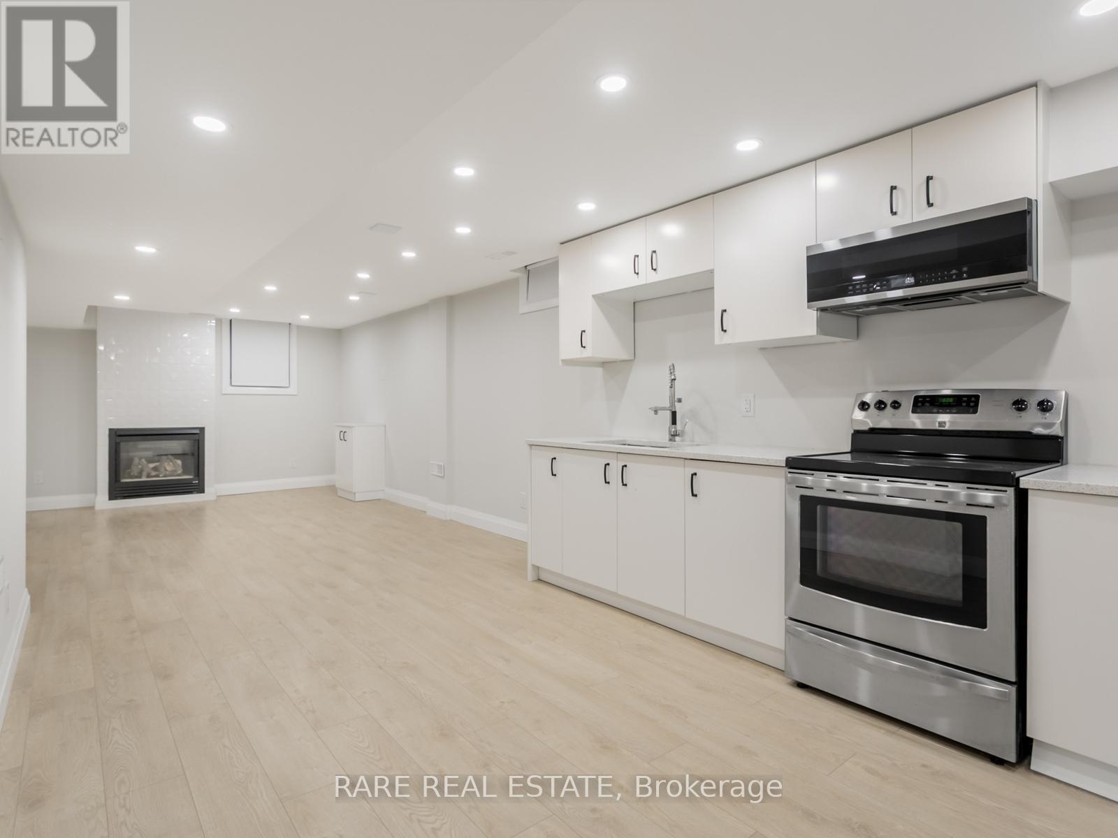 Lower - 3551 Wass Crescent, Oakville, Ontario  L6L 6G2 - Photo 1 - W12657724