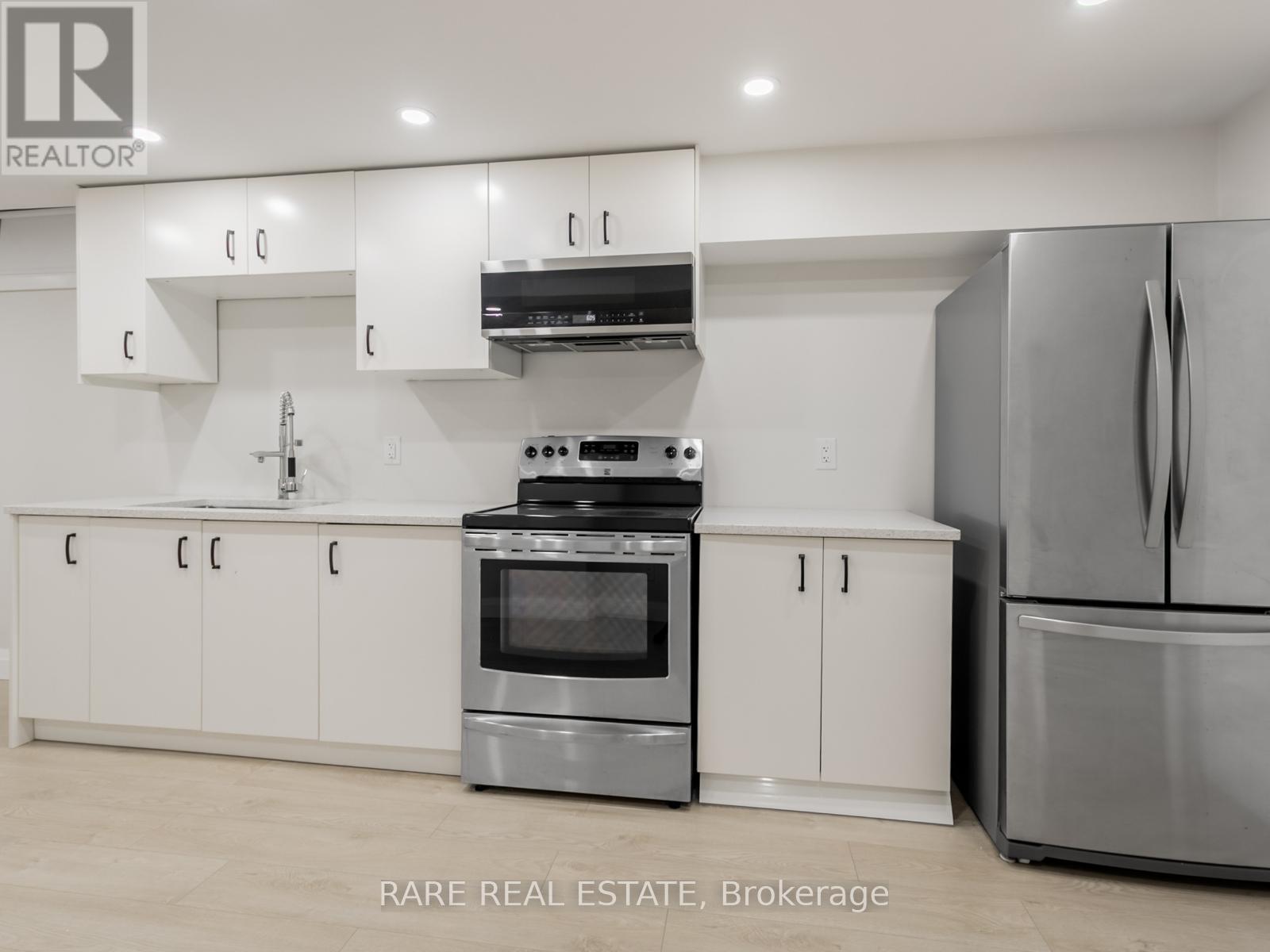 Lower - 3551 Wass Crescent, Oakville, Ontario  L6L 6G2 - Photo 2 - W12657724