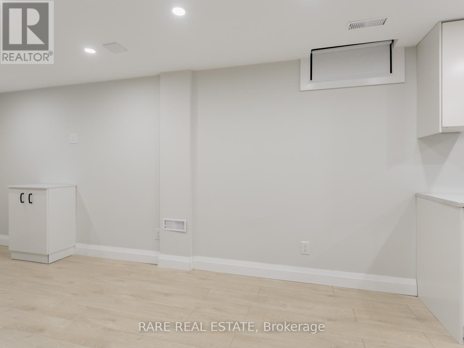 Lower - 3551 Wass Crescent, Oakville, Ontario  L6L 6G2 - Photo 5 - W12657724