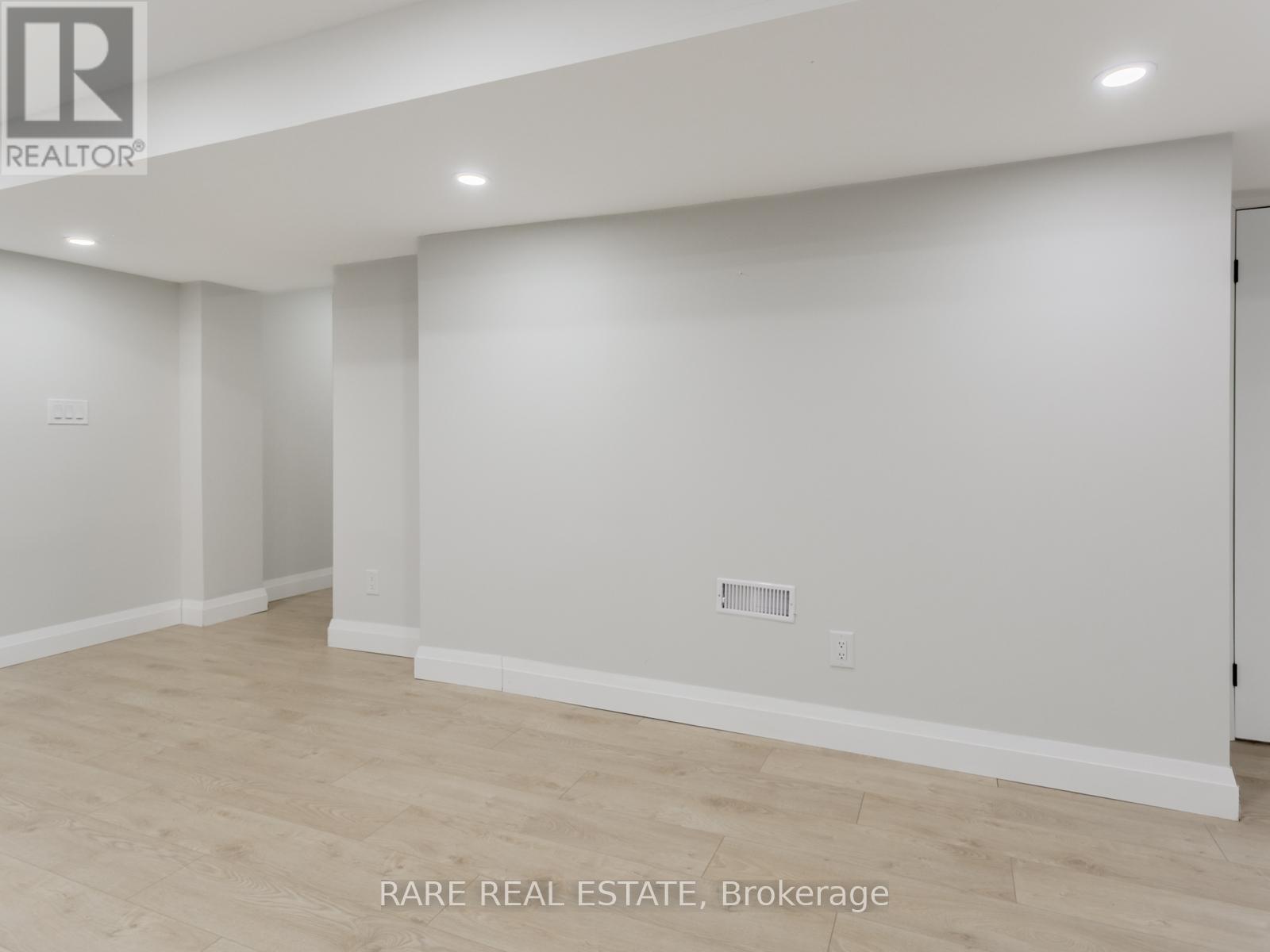 Lower - 3551 Wass Crescent, Oakville, Ontario  L6L 6G2 - Photo 7 - W12657724