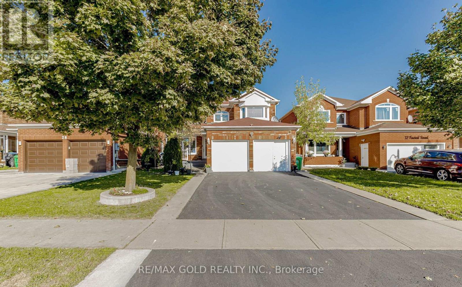 30 FOXTAIL ROAD, Brampton, Ontario