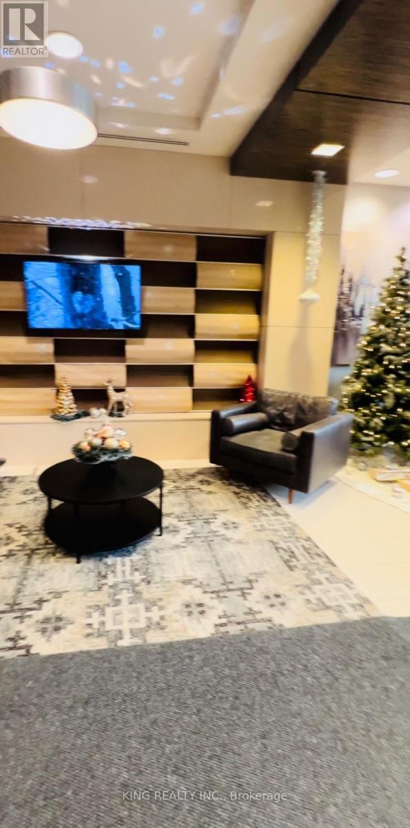 818 - 339 Rathburn Road W, Mississauga, Ontario  L5B 0K6 - Photo 16 - W12657740