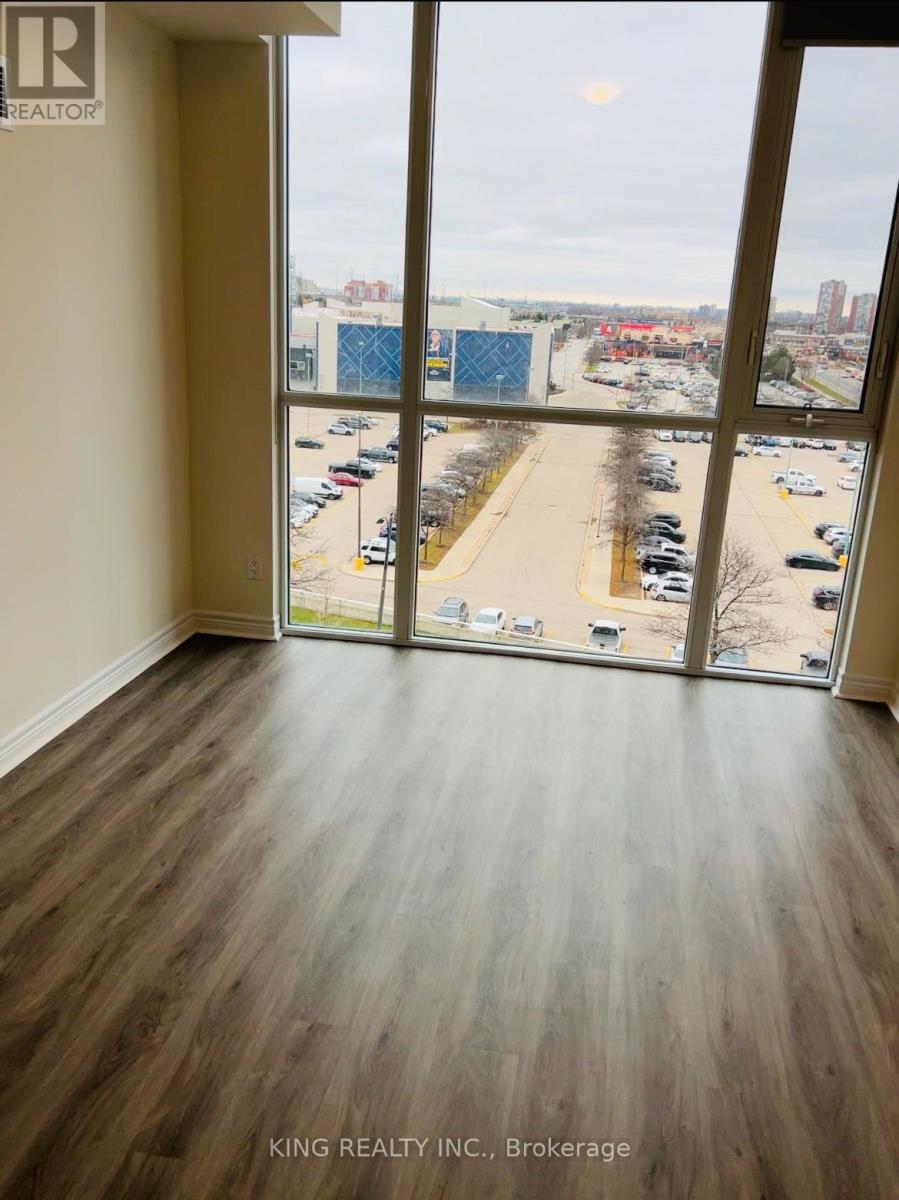 818 - 339 Rathburn Road W, Mississauga, Ontario  L5B 0K6 - Photo 8 - W12657740