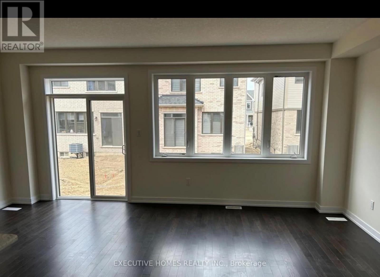 20 Montheith Drive, Brantford, Ontario  N3T 0W6 - Photo 2 - X12657778