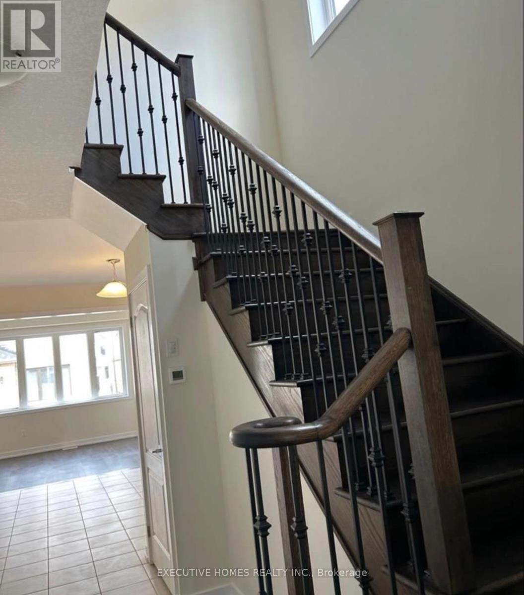 20 Montheith Drive, Brantford, Ontario  N3T 0W6 - Photo 4 - X12657778