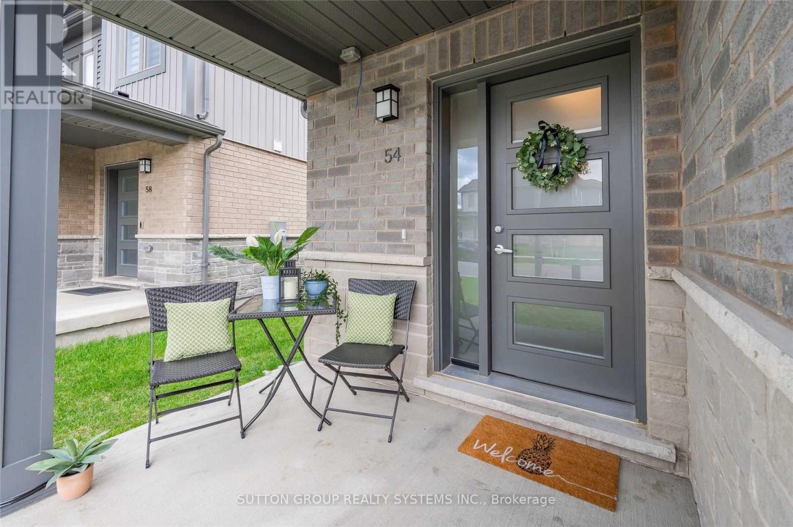 54 Nieson Street, Cambridge, Ontario  N1R 0B9 - Photo 2 - X12657784