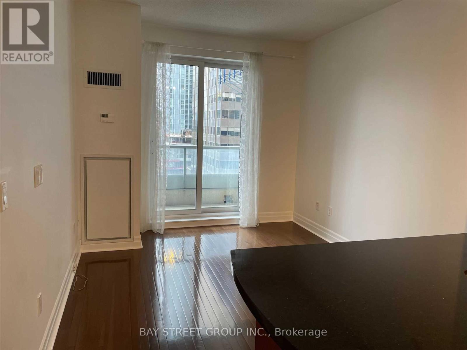 1003 - 35 BALMUTO STREET, Toronto, Ontario