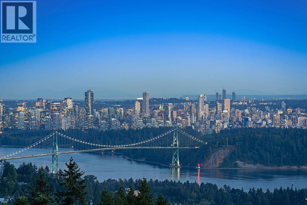 1327 Chartwell Drive, West Vancouver, British Columbia  V7S 2R4 - Photo 1 - R3075501