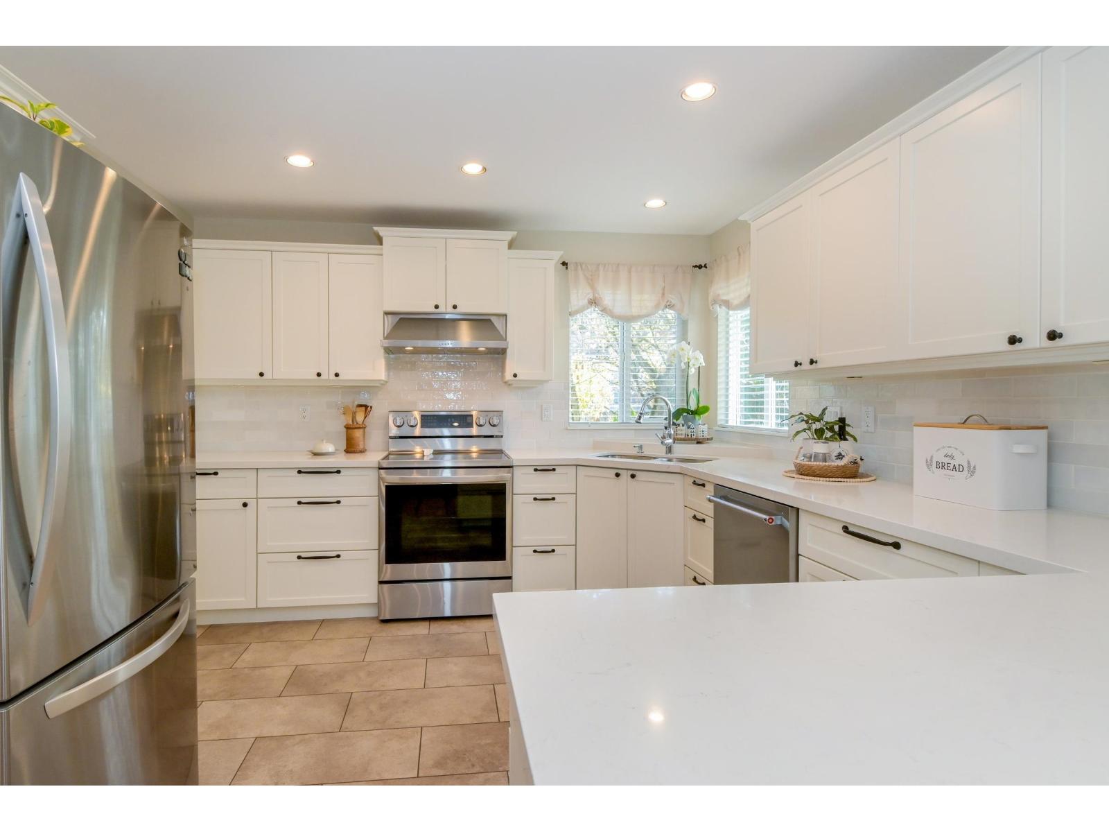 18290 Claytonwood Crescent, Surrey, British Columbia  V3S 0M3 - Photo 13 - R3075407