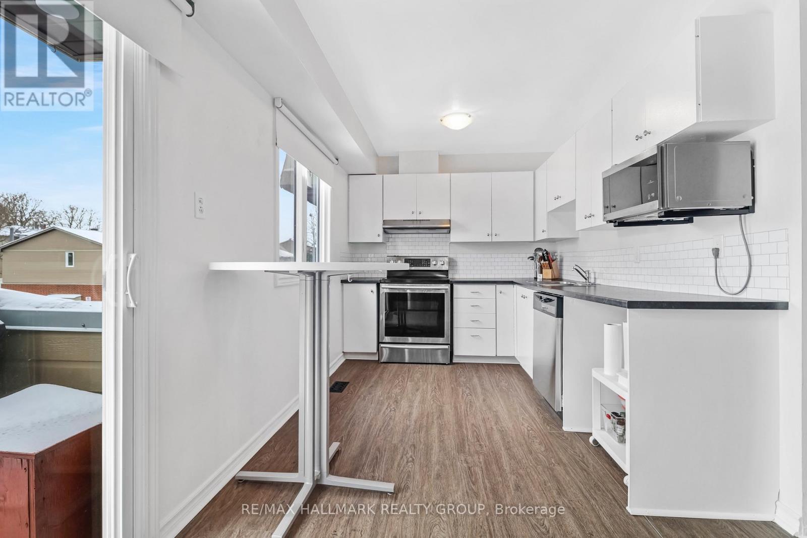 3205 Uplands Drive, Ottawa, Ontario  K1V 9T3 - Photo 14 - X12657808