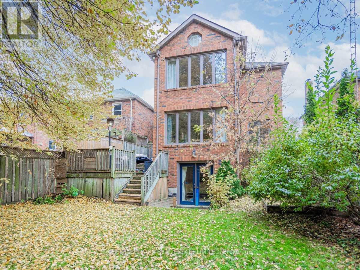 29 Glenvale Boulevard, Toronto, Ontario  M4G 2V3 - Photo 38 - C12656980