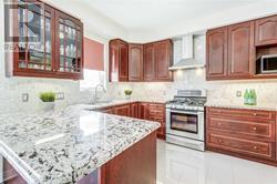 136 Mooney Street, Bradford West Gwillimbury (Bradford), Ontario  L3Z 0K8 - Photo 4 - N12657814