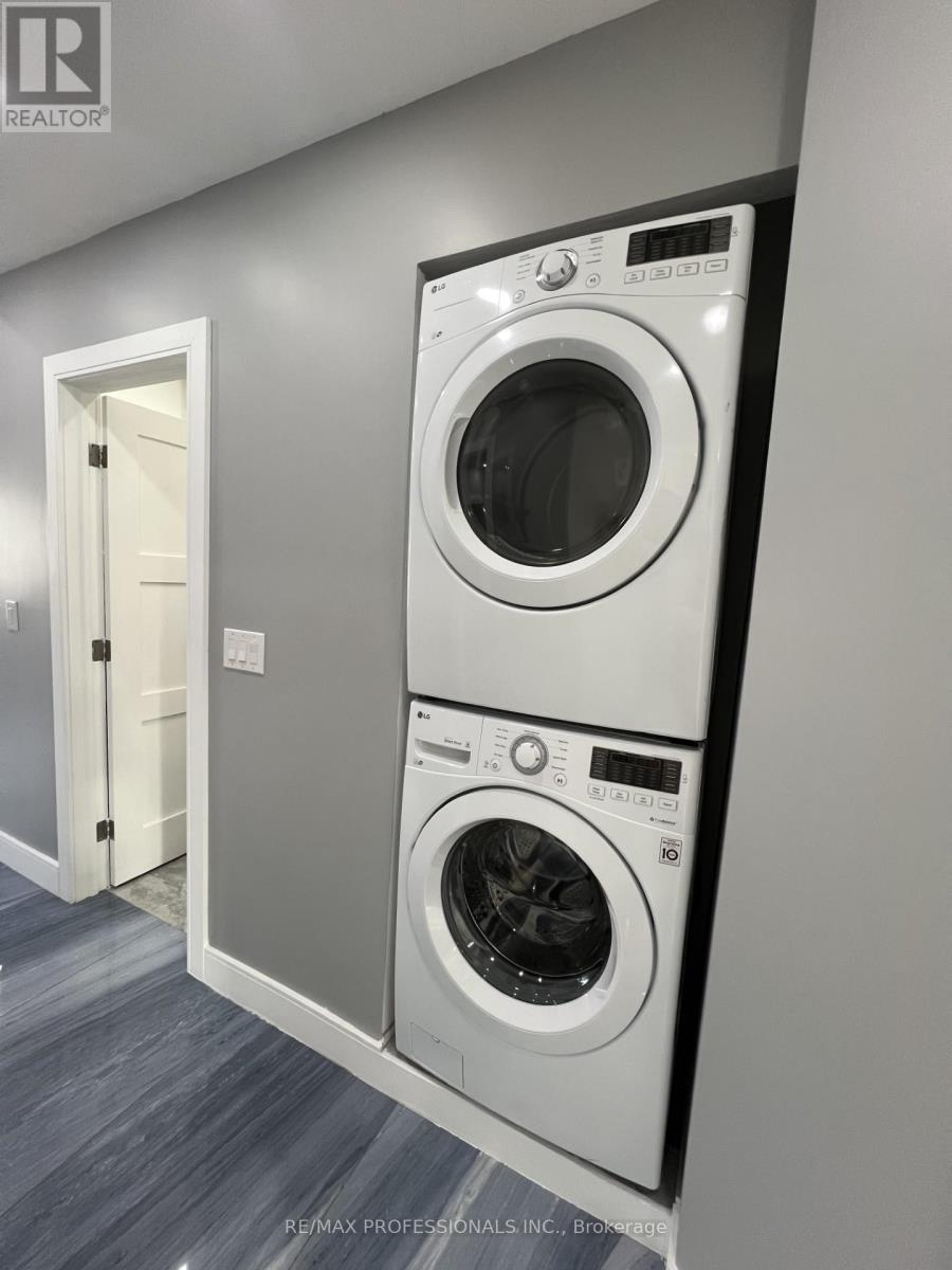 53 Regent Road, Toronto, Ontario  M3K 1G8 - Photo 9 - W12656984