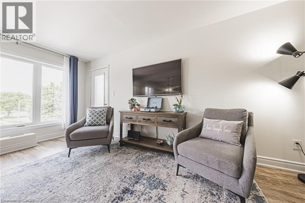 3050 Pinemeadow Drive Unit# 30, Burlington, Ontario  L7M 3X5 - Photo 10 - 40795656