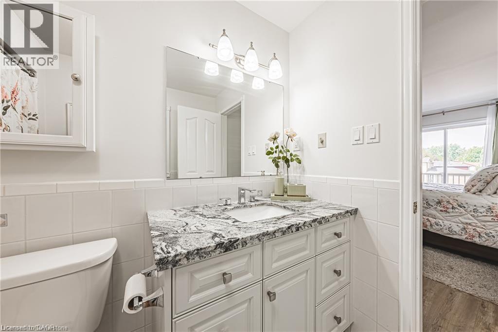 3050 Pinemeadow Drive Unit# 30, Burlington, Ontario  L7M 3X5 - Photo 23 - 40795656