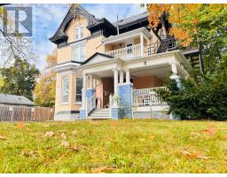 4 - 50 NELSON STREET W, Brampton, Ontario