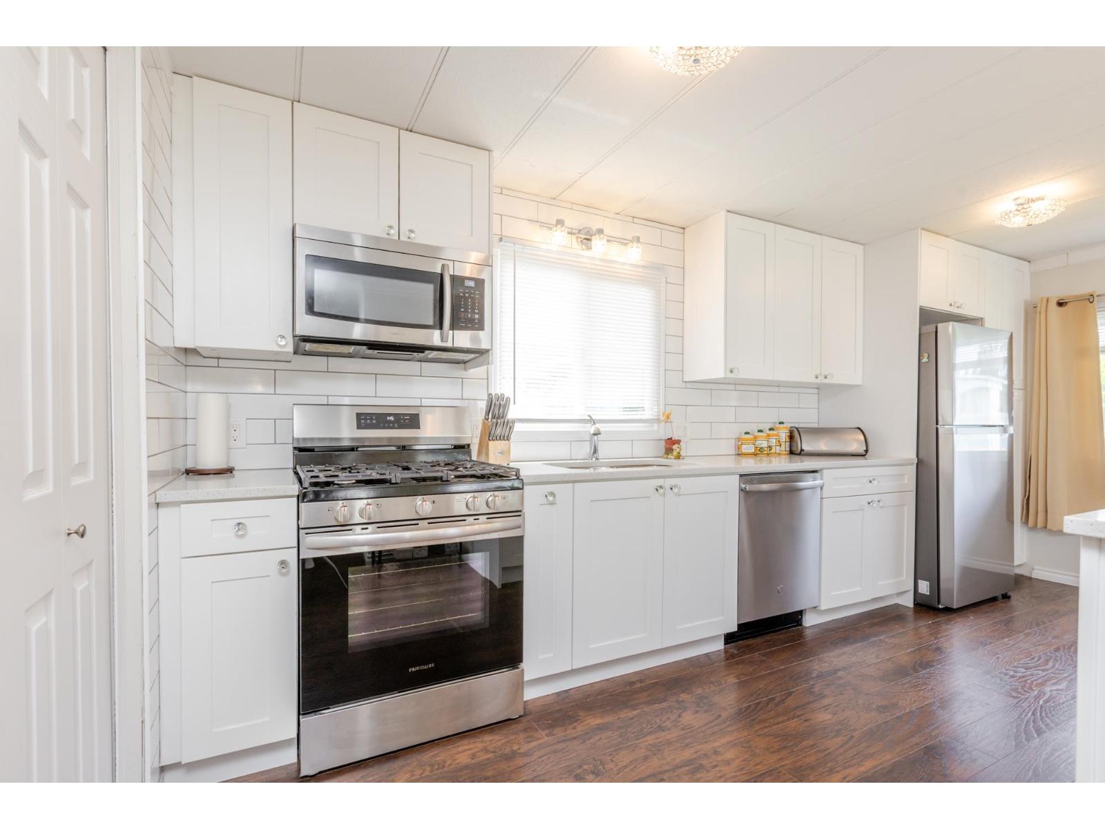 251 1840 160 Street, Surrey, British Columbia V4A 4X4 - Photo 11 - R3075335