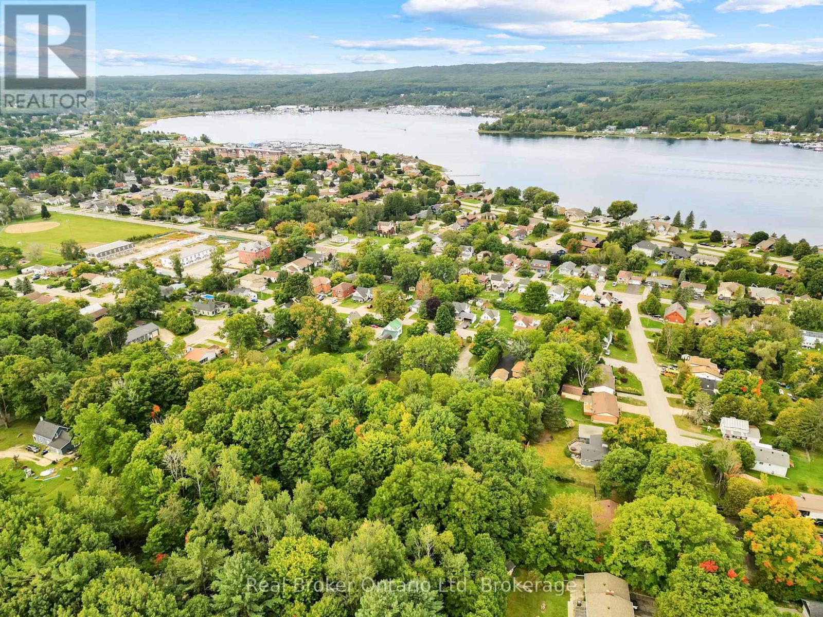 10 Leonard Avenue, Penetanguishene, Ontario  L9M 1C8 - Photo 40 - S12657840