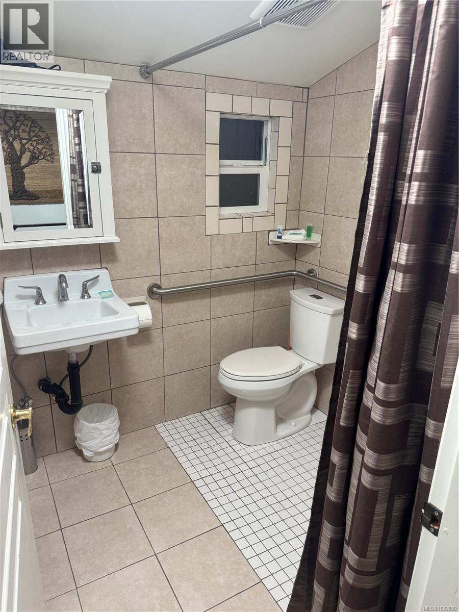 480 & 500 1st St, Malcolm Island, British Columbia  V0N 3E0 - Photo 31 - 1022360