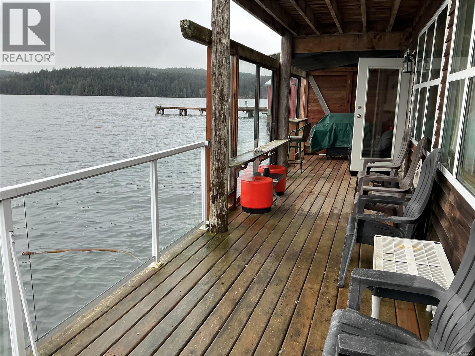 480 & 500 1st St, Malcolm Island, British Columbia  V0N 3E0 - Photo 4 - 1022360