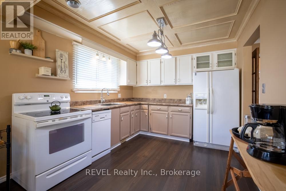 43 Trelawn Parkway, Welland, Ontario  L3C 1W4 - Photo 16 - X12657834