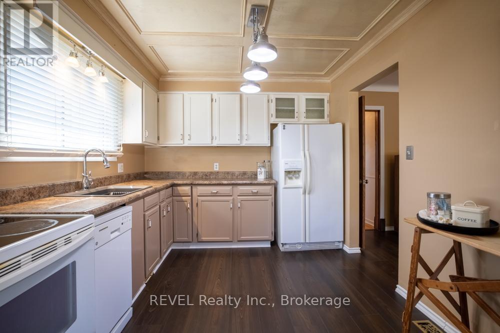 43 Trelawn Parkway, Welland, Ontario  L3C 1W4 - Photo 17 - X12657834