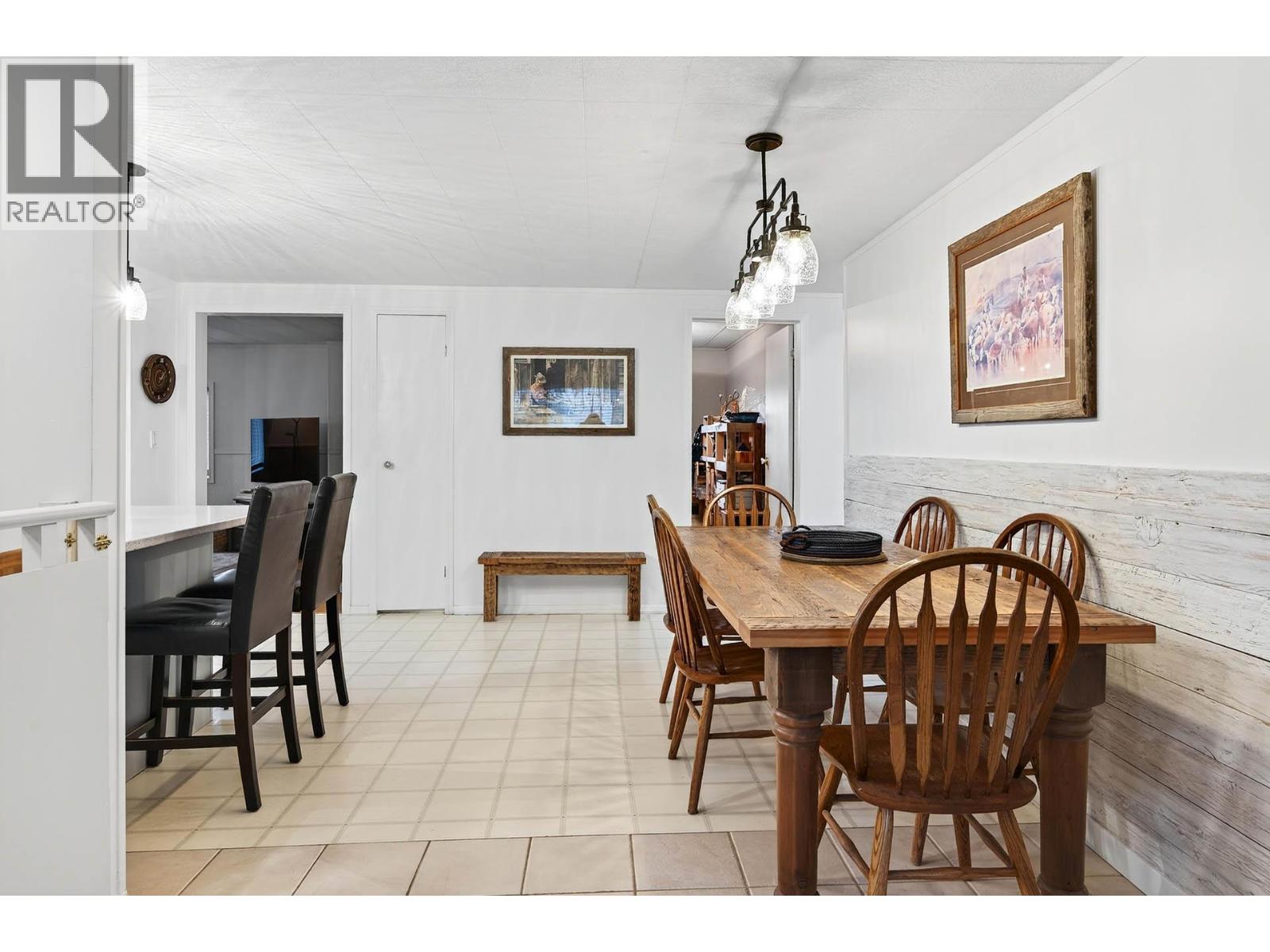 1528 LAVEAU Road Kamloops Photo 16