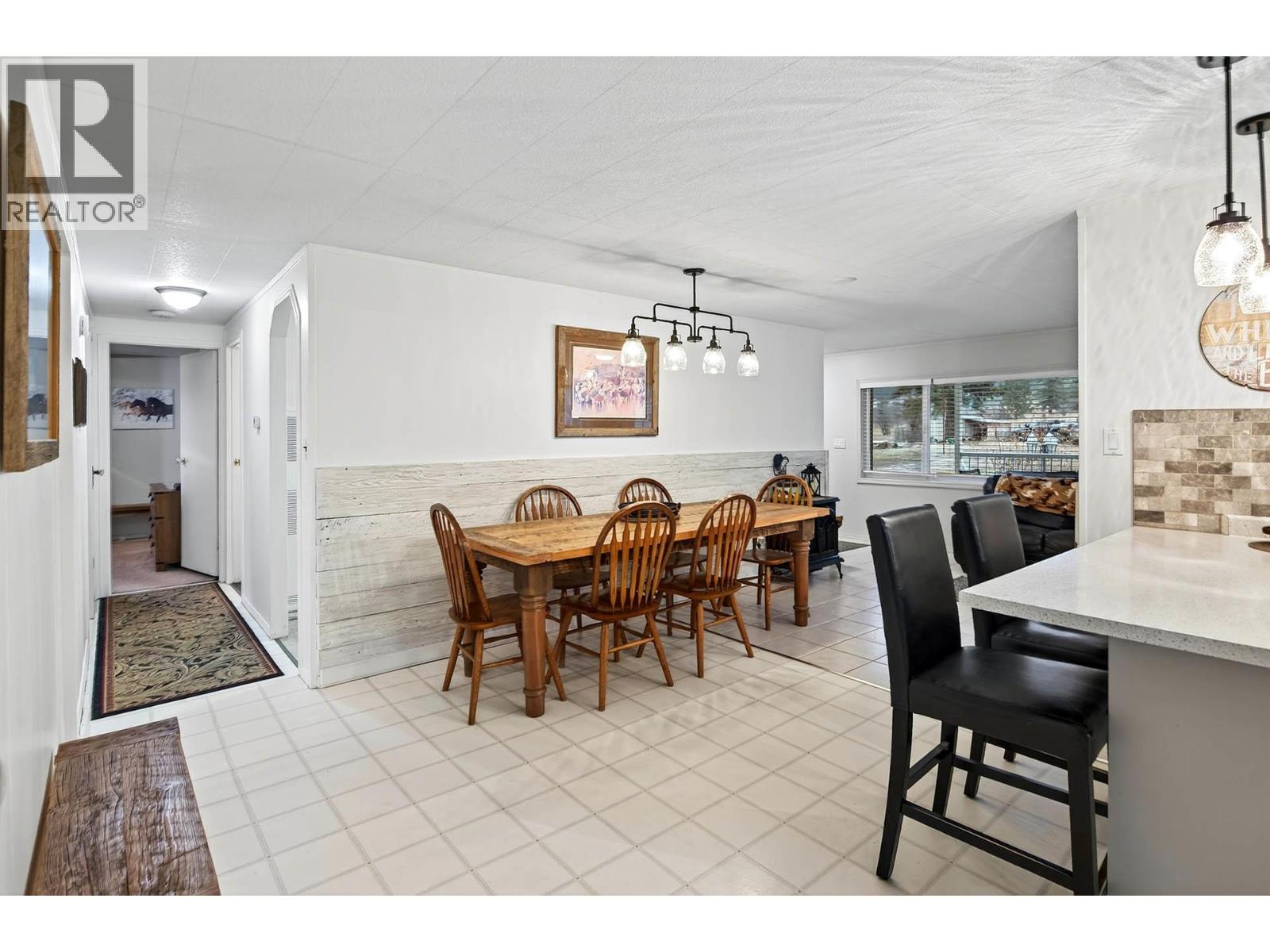 1528 LAVEAU Road Kamloops Photo 13