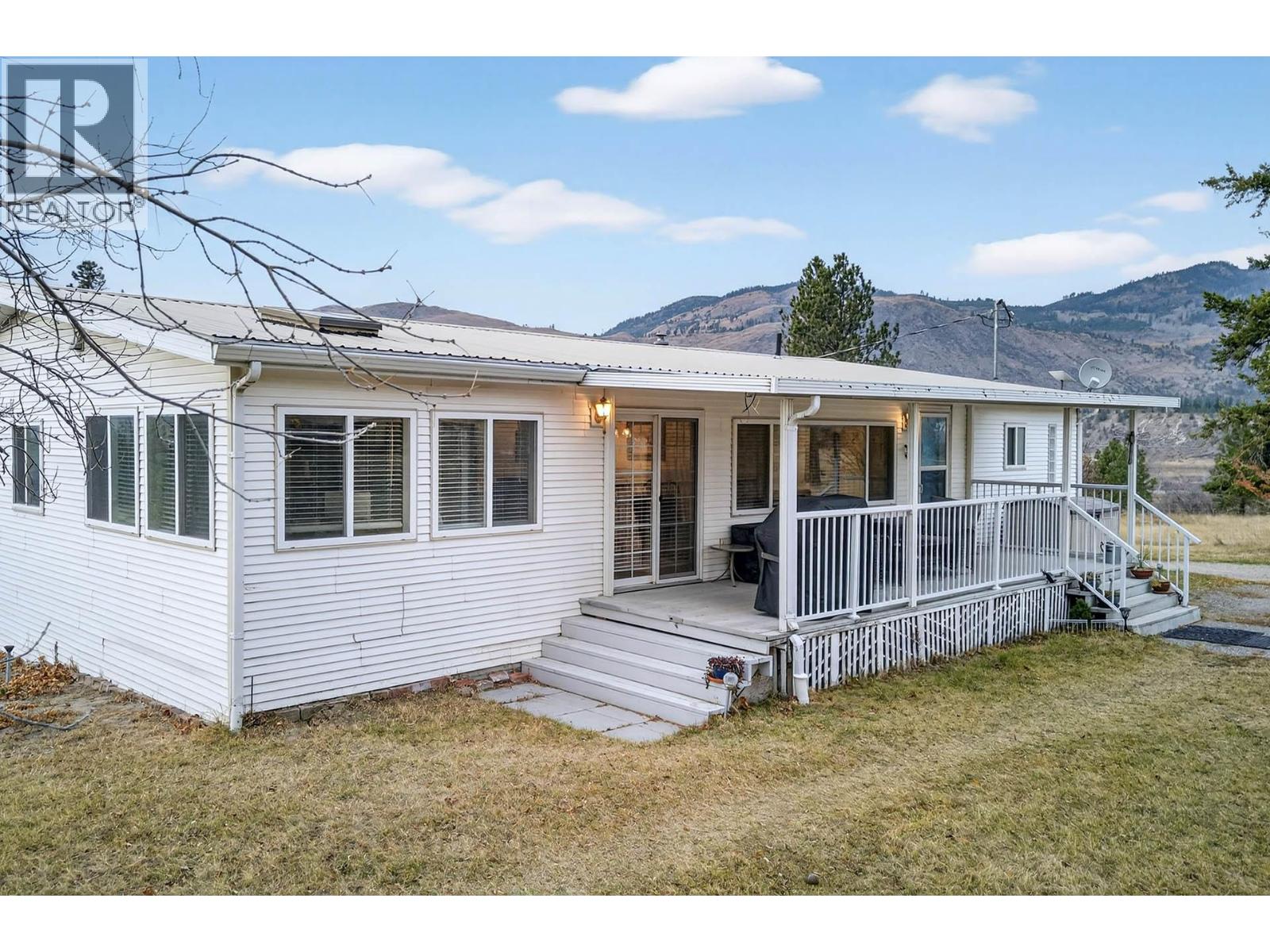 1528 LAVEAU Road Kamloops Photo 32