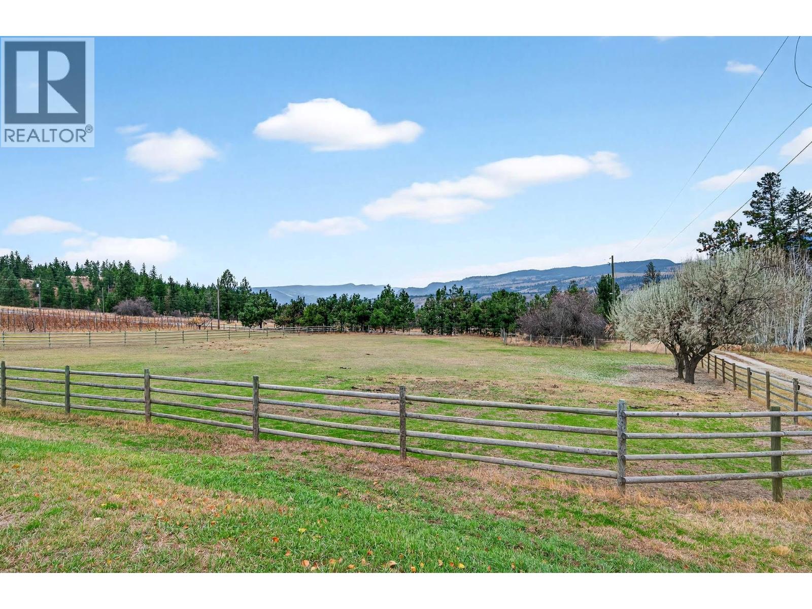 1528 LAVEAU Road Kamloops Photo 57