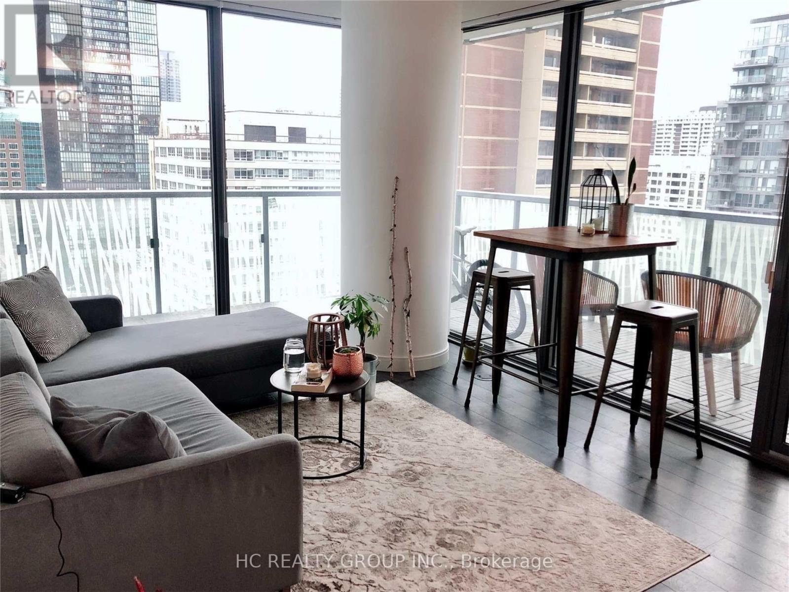 1303 - 50 Charles Street E, Toronto, Ontario  M4Y 0C3 - Photo 5 - C12657816