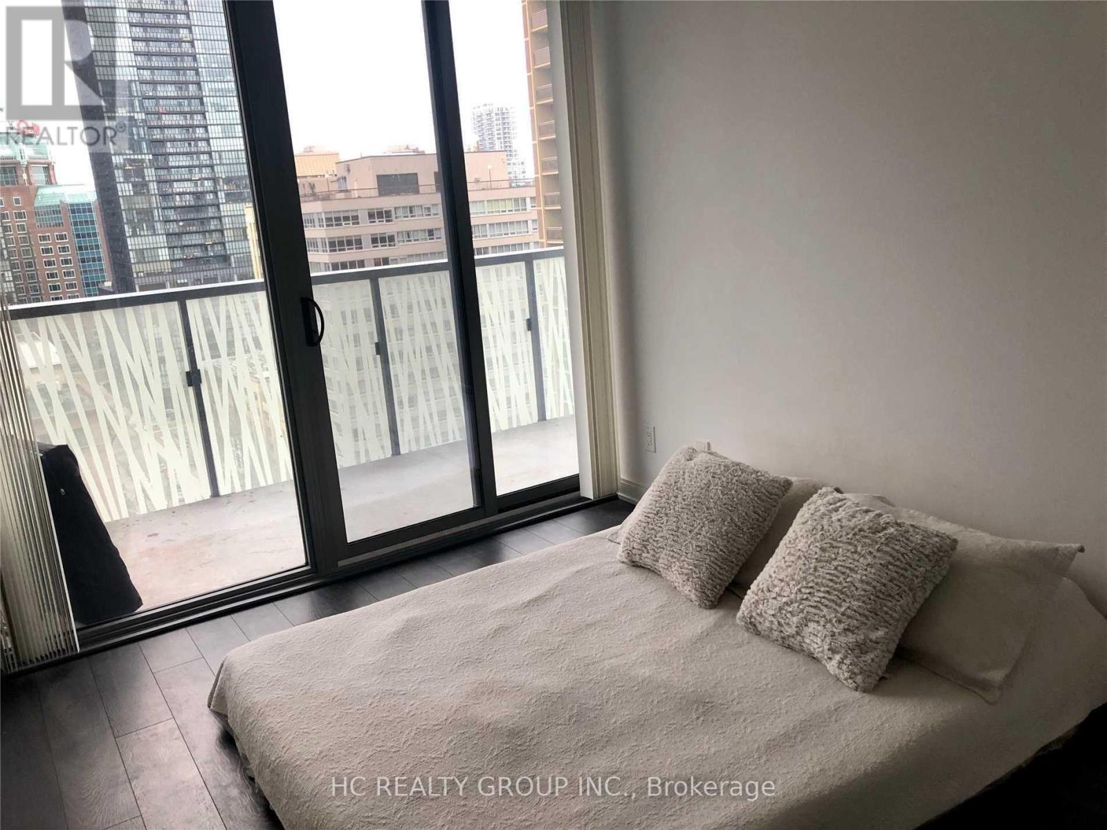 1303 - 50 Charles Street E, Toronto, Ontario  M4Y 0C3 - Photo 8 - C12657816