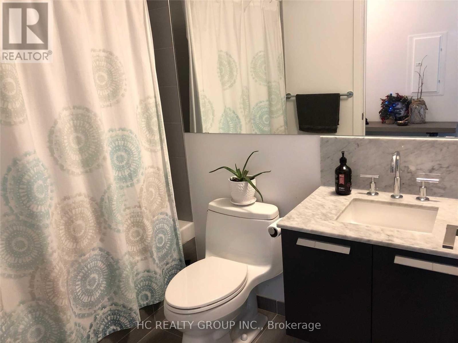 1303 - 50 Charles Street E, Toronto, Ontario  M4Y 0C3 - Photo 9 - C12657816