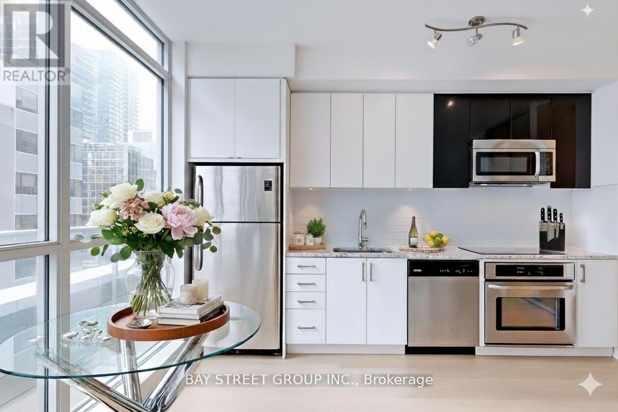 410 - 89 Dunfield Avenue, Toronto, Ontario  M4S 0A4 - Photo 18 - C12657838