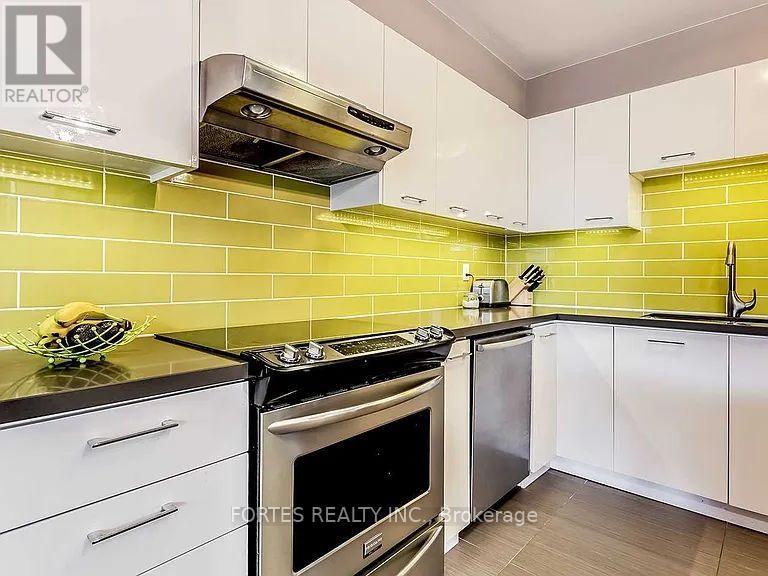 102 - 100 Coe Hill Drive, Toronto, Ontario  M6S 3E1 - Photo 12 - W12479609