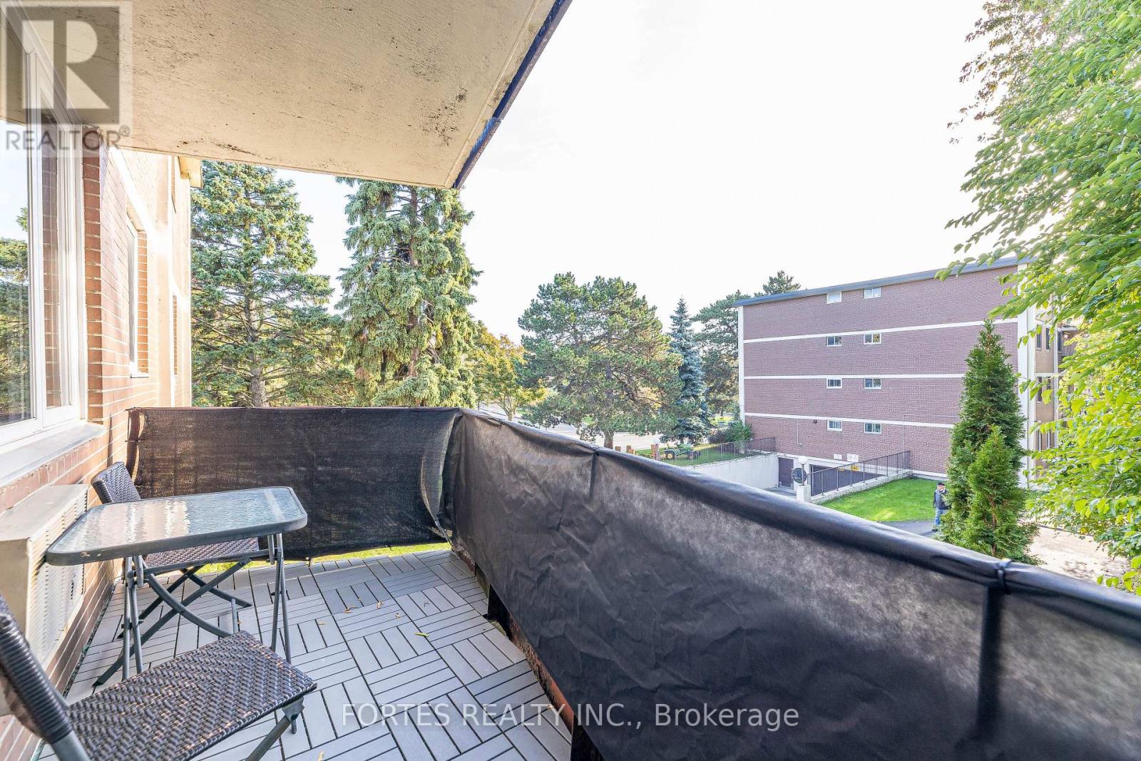 102 - 100 Coe Hill Drive, Toronto, Ontario  M6S 3E1 - Photo 27 - W12479609