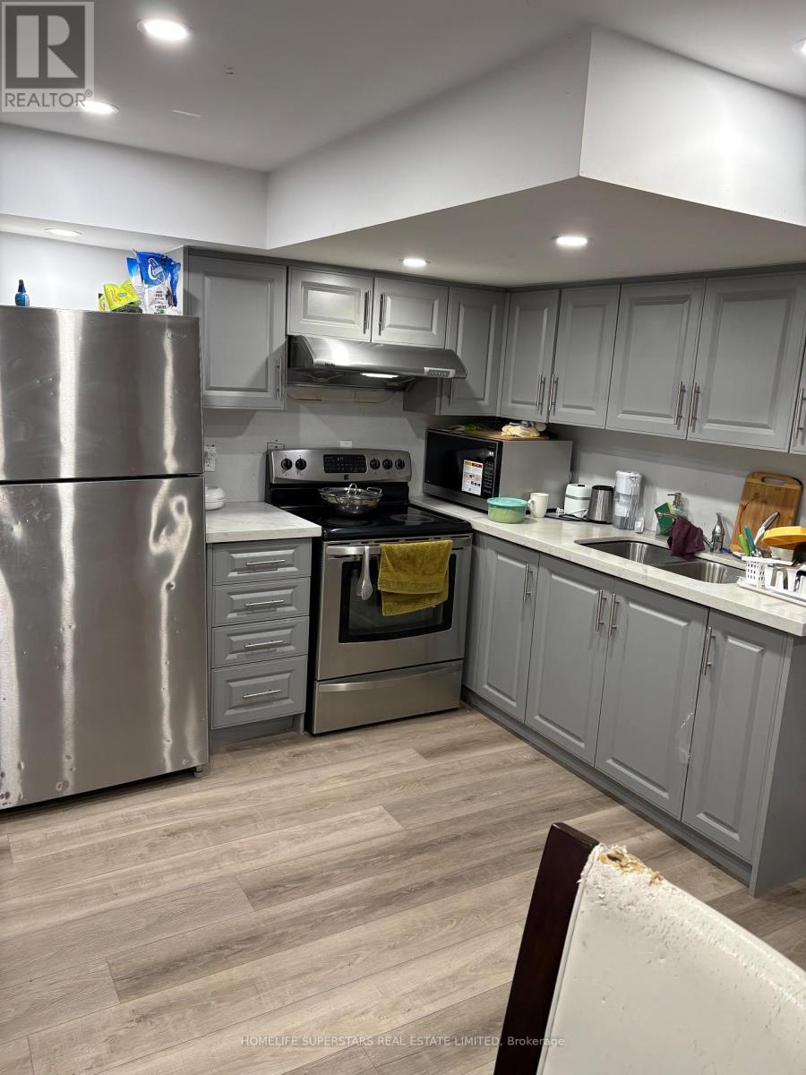 31 Daden Oaks Drive S, Brampton, Ontario  L6P 3R7 - Photo 12 - W12657828