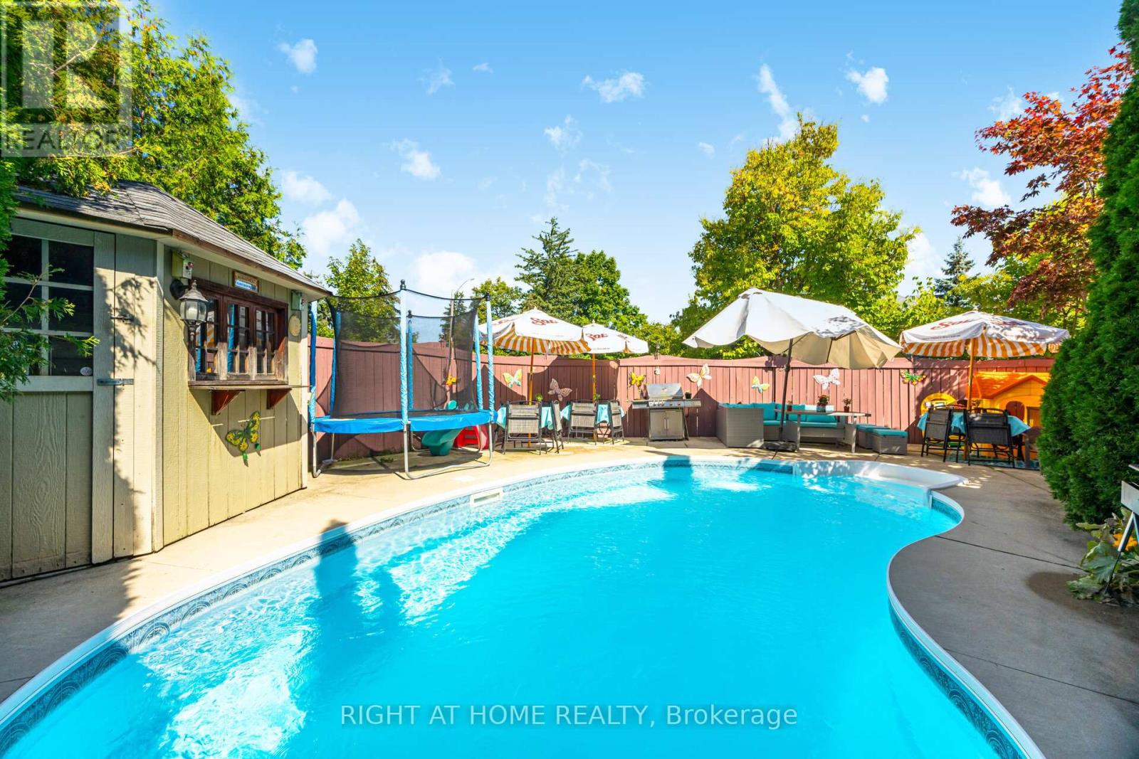 2 Melrose Gardens, Brampton, Ontario  L7A 1J7 - Photo 47 - W12657848