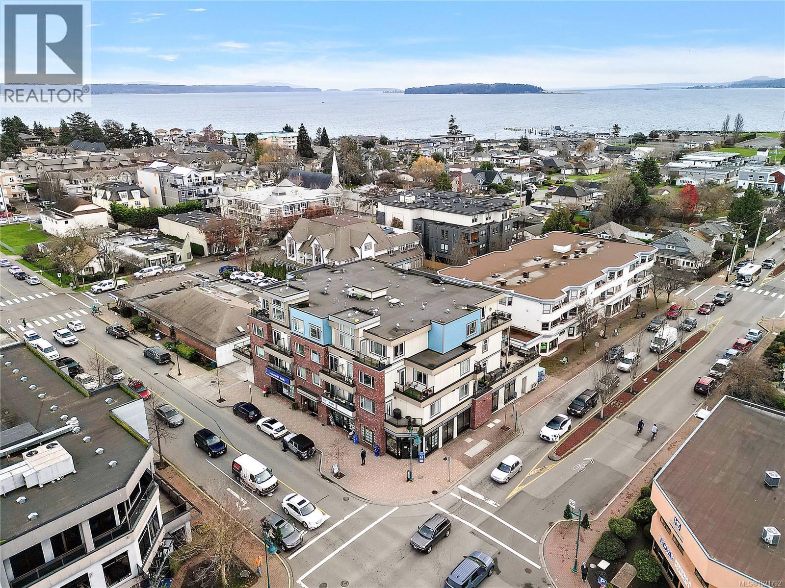 Ph403 2409 Bevan Ave, Sidney, British Columbia  V8L 0C3 - Photo 4 - 1021792