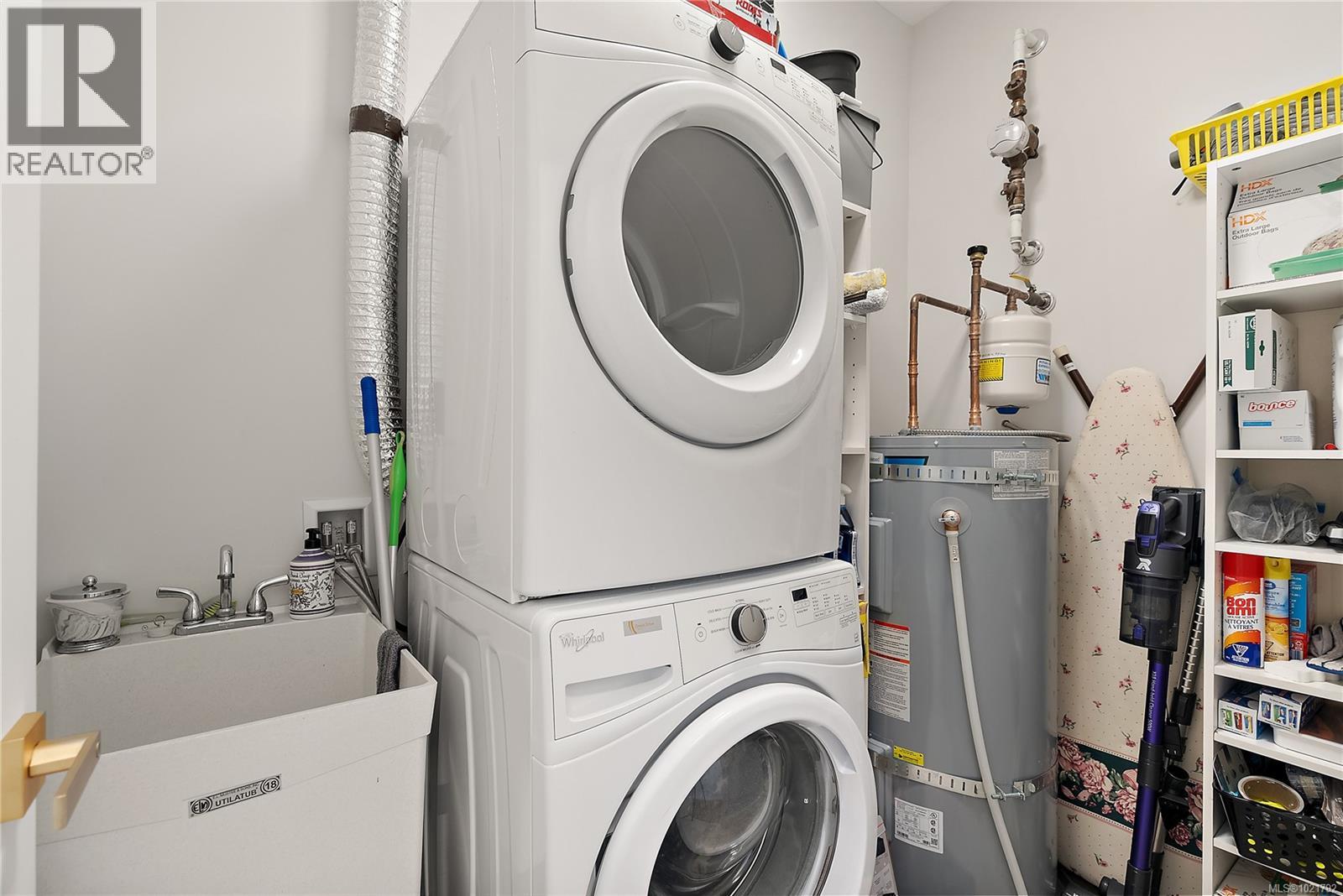 Ph403 2409 Bevan Ave, Sidney, British Columbia  V8L 0C3 - Photo 24 - 1021792