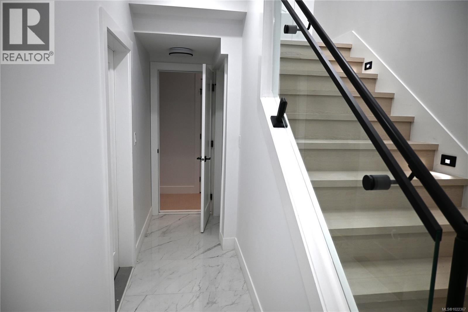 3927 Jingle Pot Rd, Nanaimo, British Columbia  V9T 5R1 - Photo 2 - 1022367