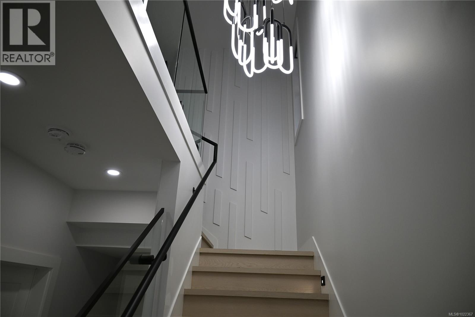 3927 Jingle Pot Rd, Nanaimo, British Columbia  V9T 5R1 - Photo 3 - 1022367