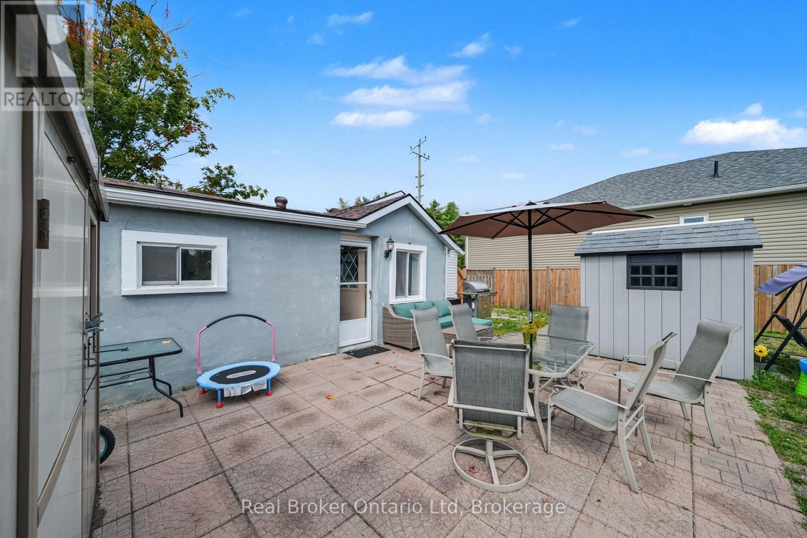 116 Robert Street E, Penetanguishene, Ontario  L9M 1J2 - Photo 23 - S12657864