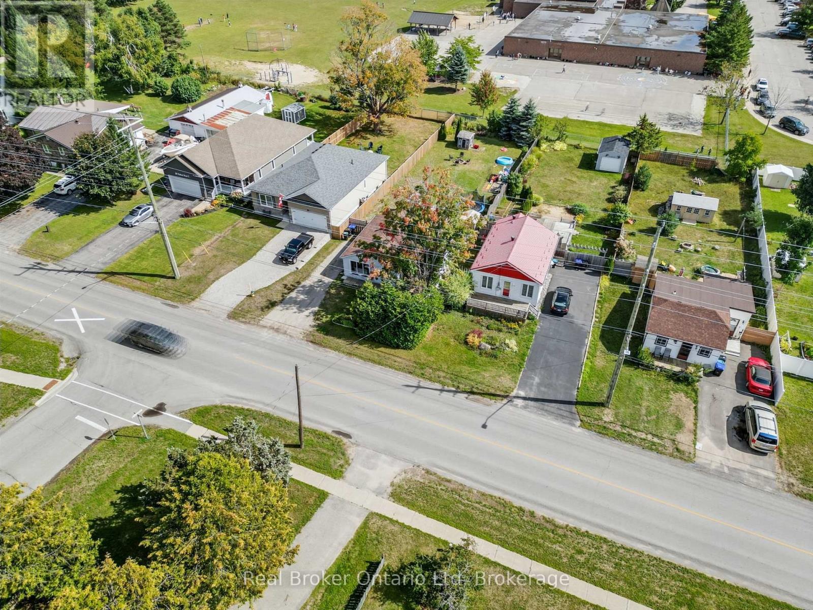 116 Robert Street E, Penetanguishene, Ontario  L9M 1J2 - Photo 31 - S12657864