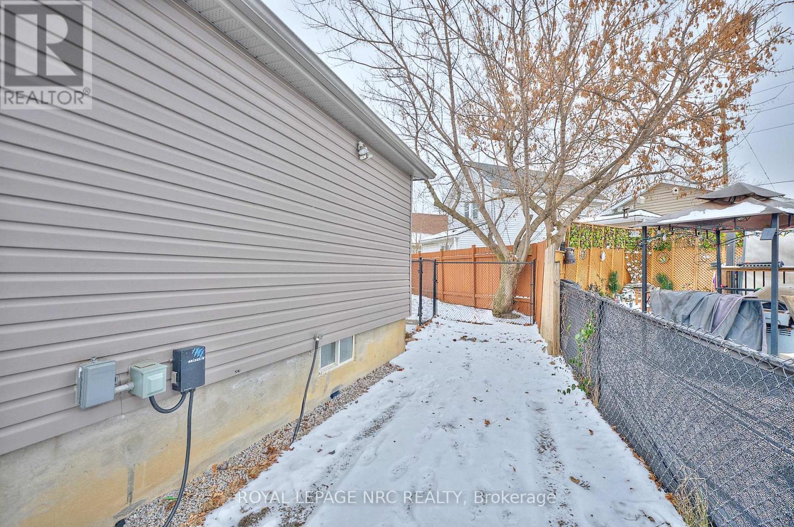 29 Trapnell Street, St. Catharines, Ontario  L2R 1B1 - Photo 26 - X12637928