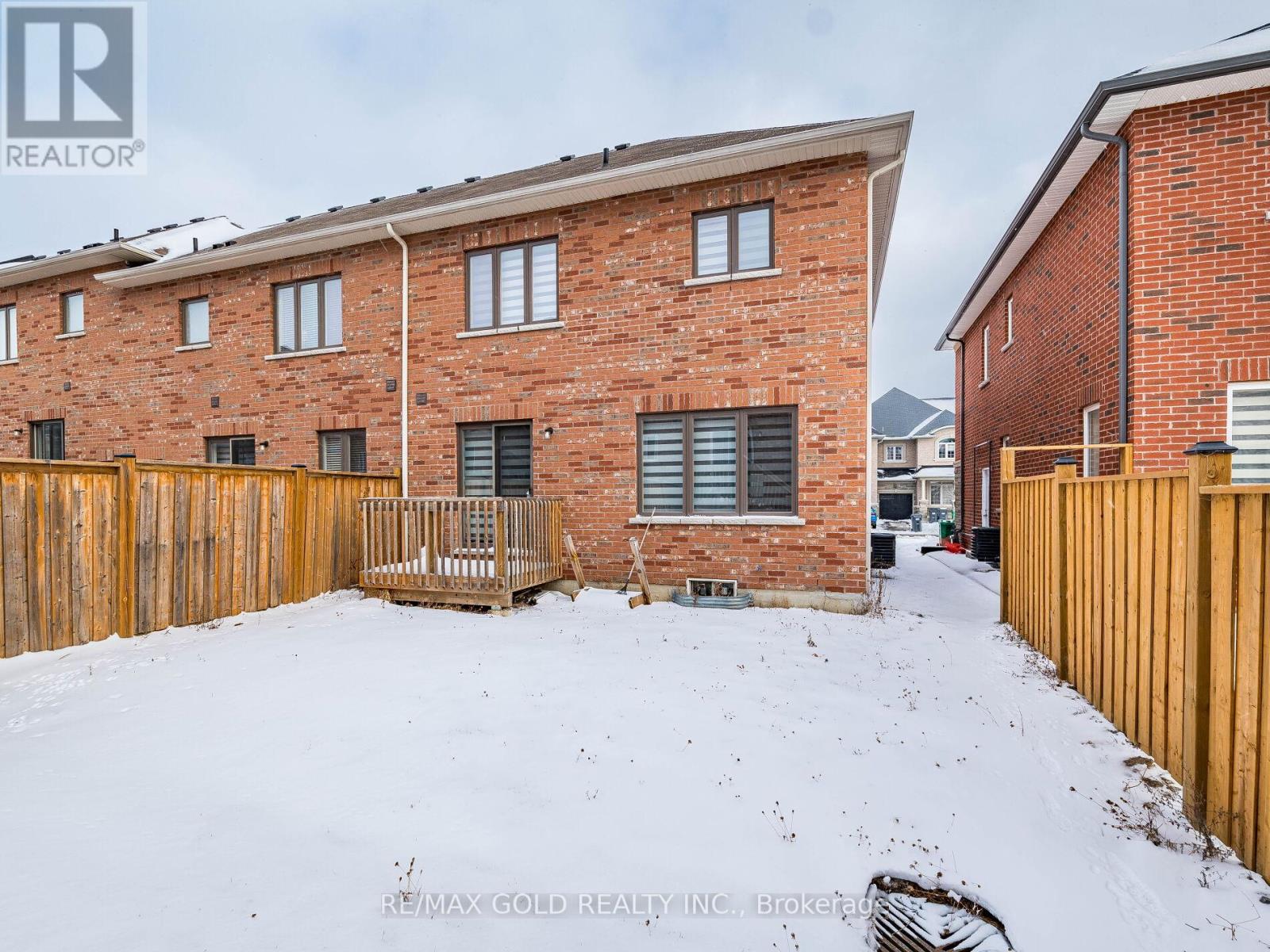 12 Hines Street, Brampton, Ontario  L7A 4X5 - Photo 32 - W12654456