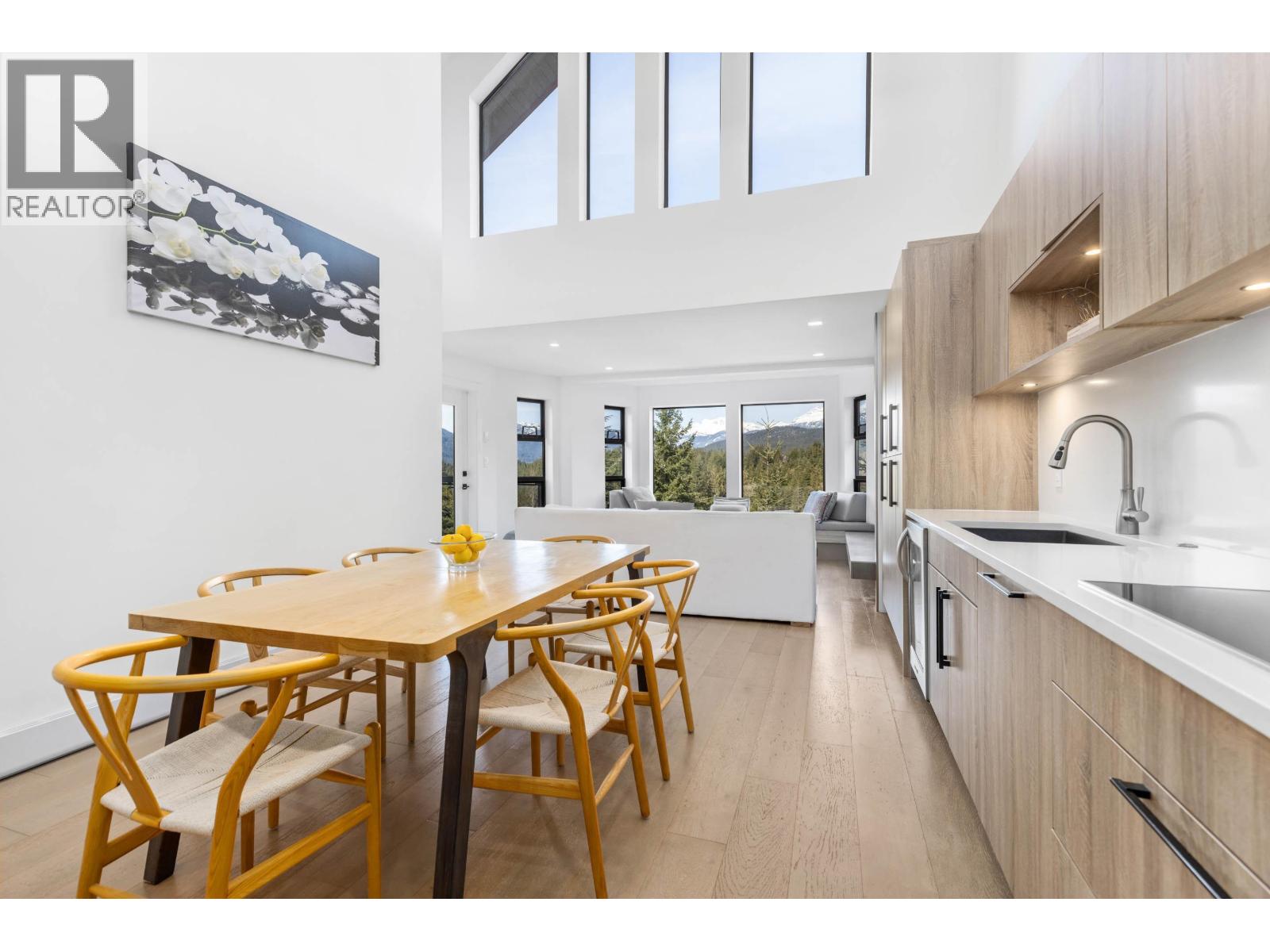 406 3317 Ptarmigan Place, Whistler, British Columbia  V8E 0V7 - Photo 12 - R3075542