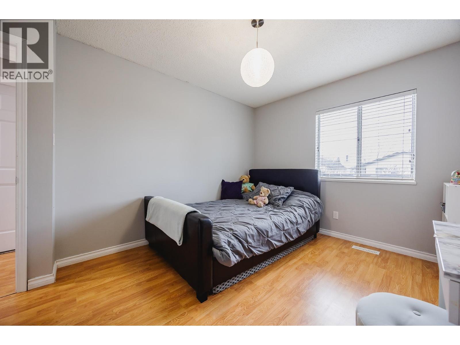 20492 Thorne Avenue, Maple Ridge, British Columbia V2X 8T8 - Photo 17 - R3075543