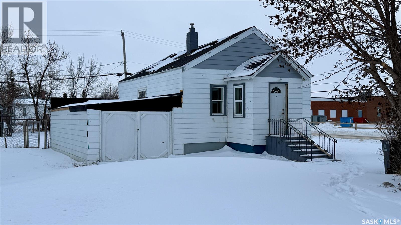 319 Railway AVENUE, outlook, Saskatchewan